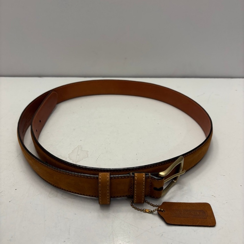 Coach women’s golden tan leather belt - Picture 2 of 7